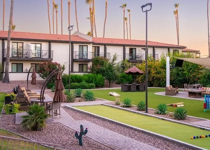 105 Fully Furnished 1br Suite-outdoor Pool