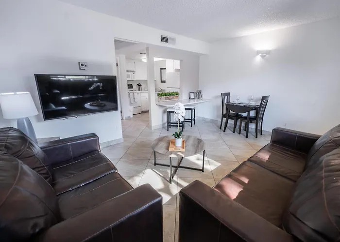 Apartment 105 Fully Furnished 1br Suite-outdoor Pool
